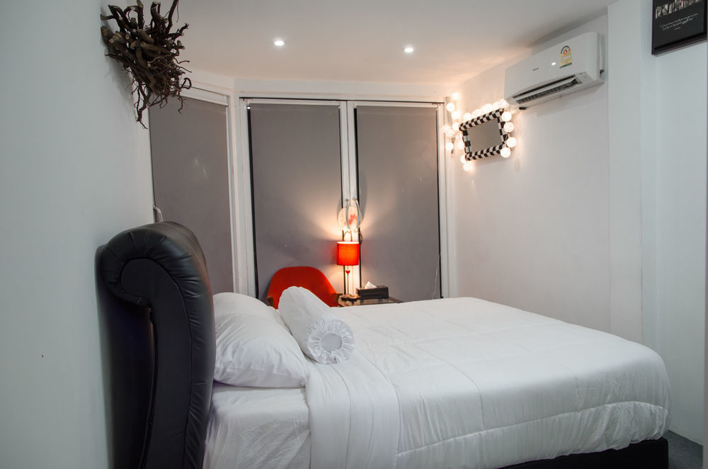 Bed And Butler Hostel Μπανγκόκ Εξωτερικό φωτογραφία