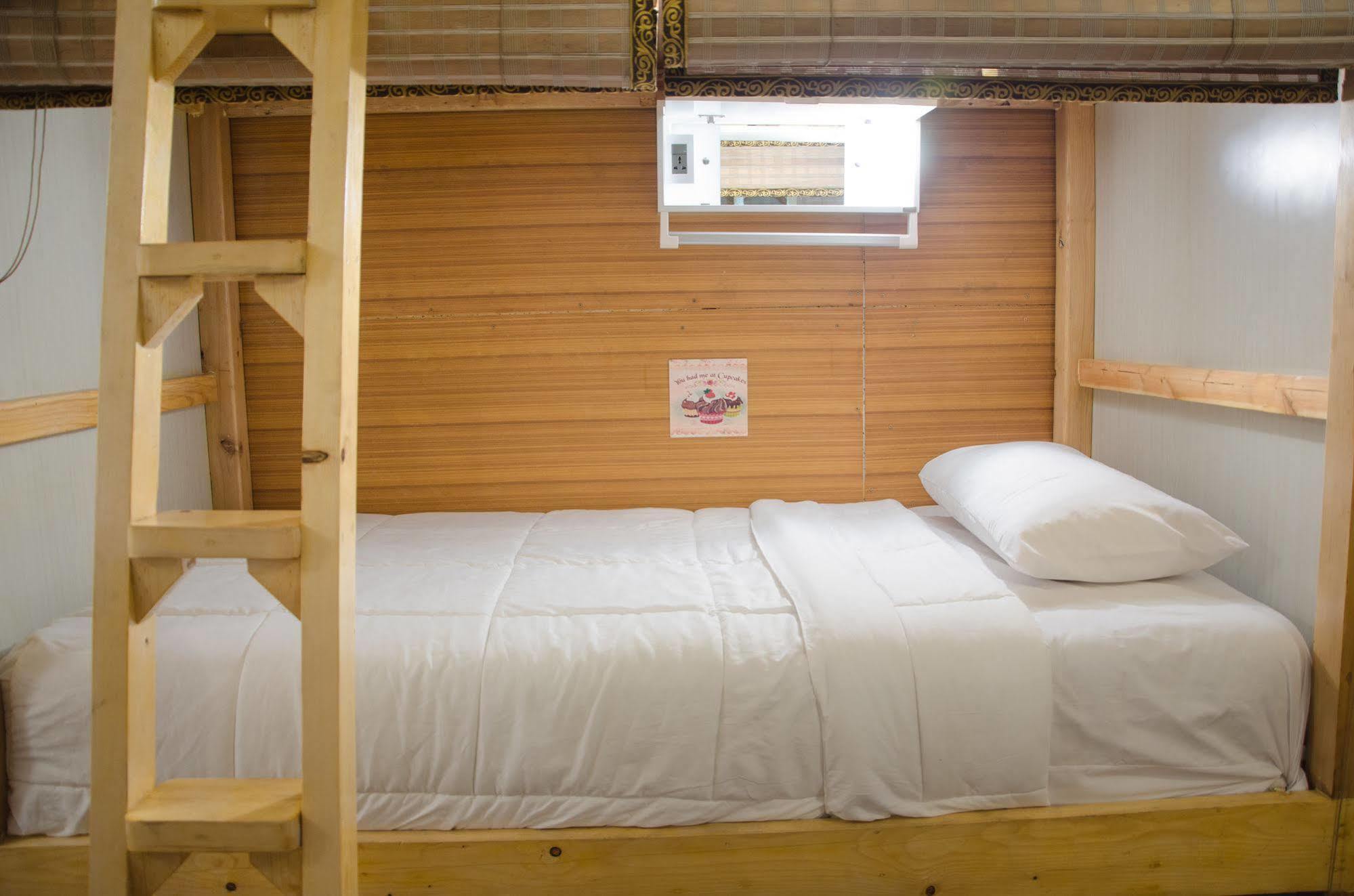 Bed And Butler Hostel Μπανγκόκ Εξωτερικό φωτογραφία
